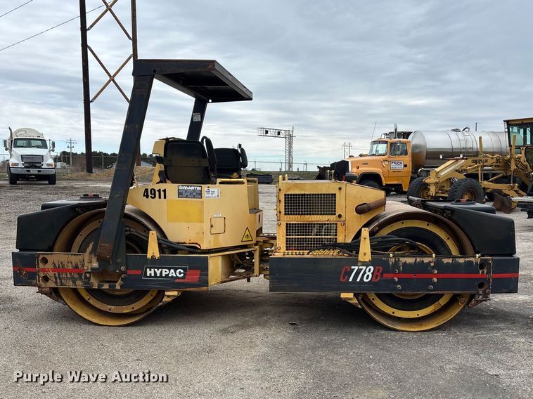 image for item EA4744 Hypac C778B double drum vibratory roller