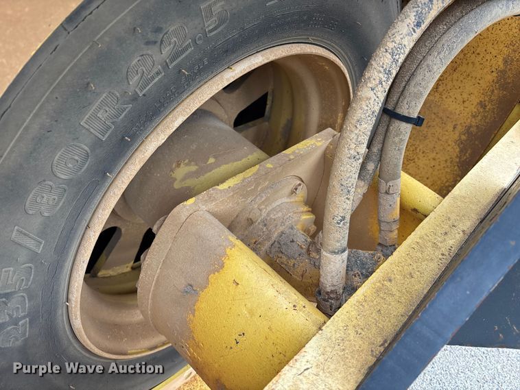 image for item EA4744 Hypac C778B double drum vibratory roller