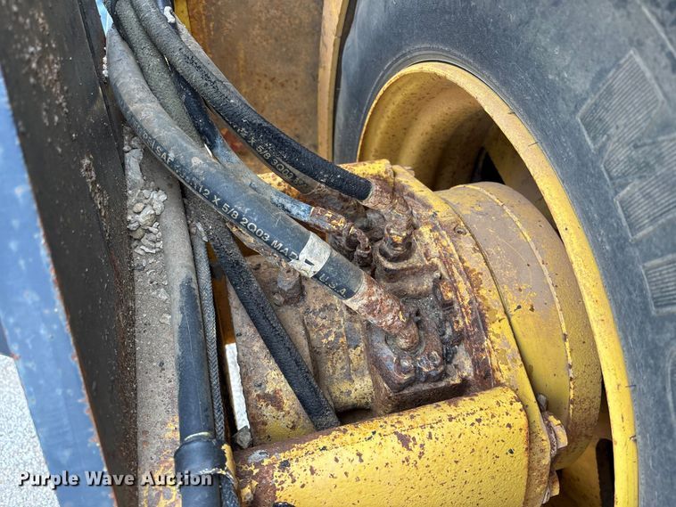 image for item EA4744 Hypac C778B double drum vibratory roller