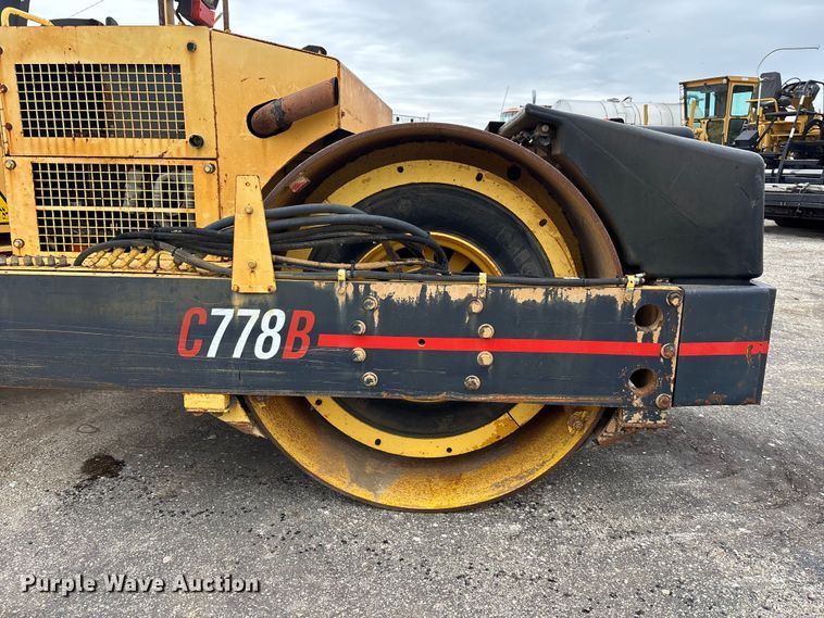 image for item EA4744 Hypac C778B double drum vibratory roller