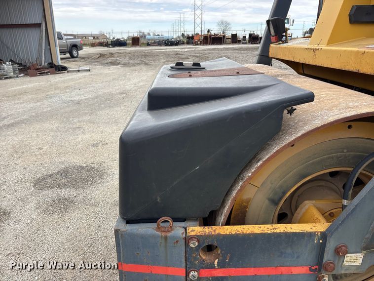 image for item EA4745 2002 Hypac C778B double drum vibratory roller