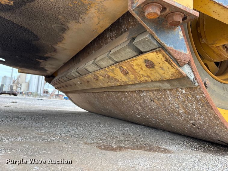 image for item EA4745 2002 Hypac C778B double drum vibratory roller