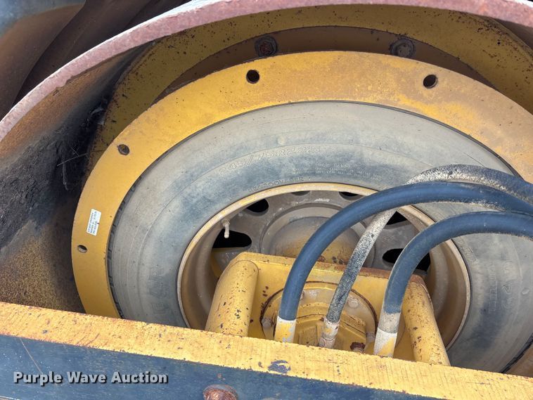 image for item EA4745 2002 Hypac C778B double drum vibratory roller