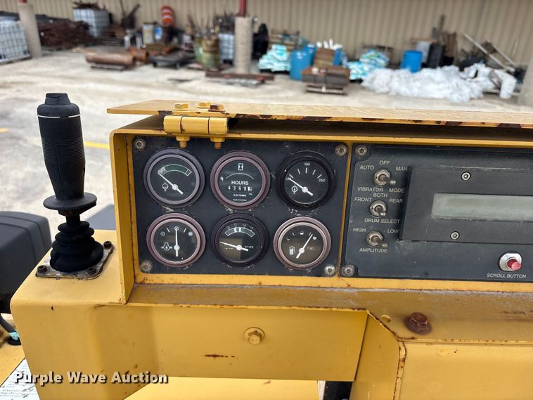 image for item EA4745 2002 Hypac C778B double drum vibratory roller