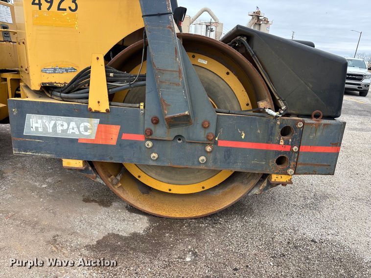 image for item EA4745 2002 Hypac C778B double drum vibratory roller