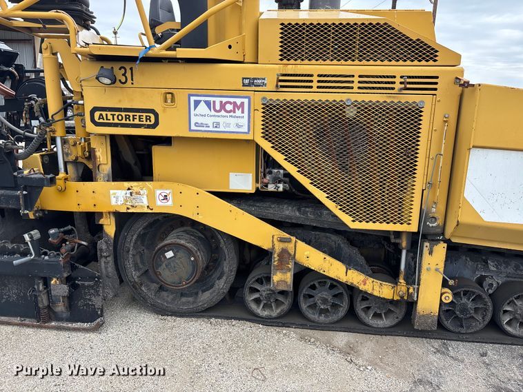 image for item EA4746 2010 Caterpillar AP–1055D paver