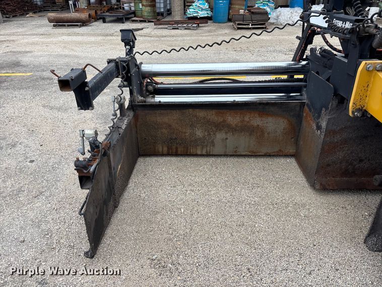 image for item EA4746 2010 Caterpillar AP–1055D paver