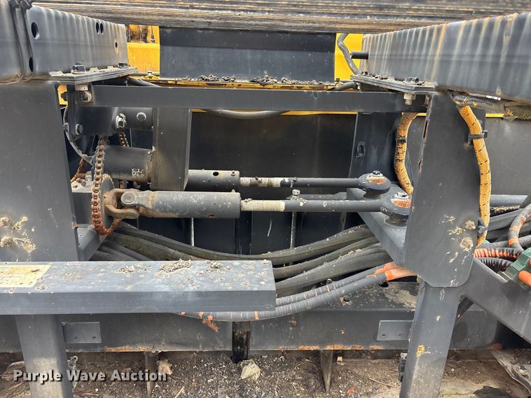 image for item EA4746 2010 Caterpillar AP–1055D paver