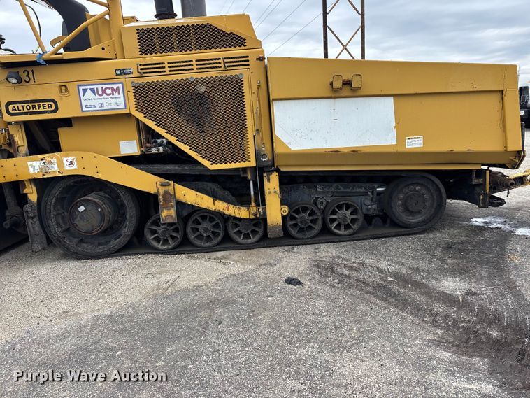 image for item EA4746 2010 Caterpillar AP–1055D paver
