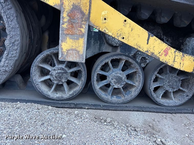 image for item EA4746 2010 Caterpillar AP–1055D paver