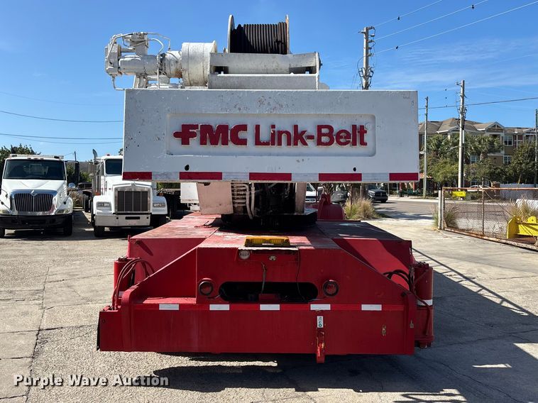 image for item EA5470 1983 Linkbelt HTC1040 crane truck