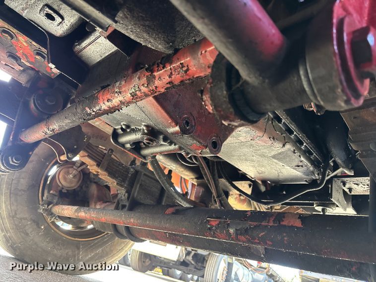 image for item EA5470 1983 Linkbelt HTC1040 crane truck