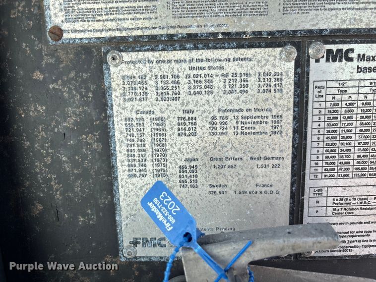 image for item EA5470 1983 Linkbelt HTC1040 crane truck