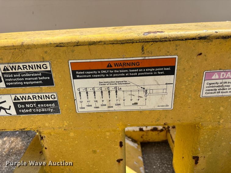 image for item EA5471 (2) forklift booms