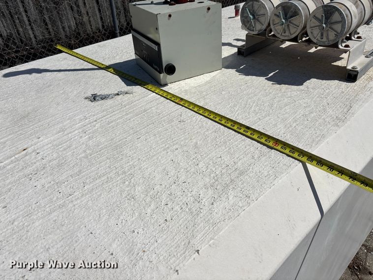 image for item EA5472 Fuel tank with pump