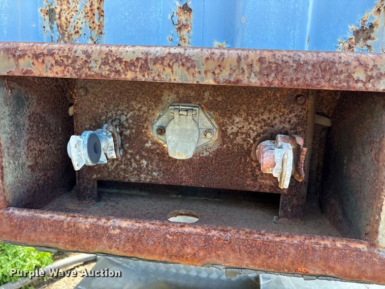 image for item EA5473 1989 Loadcraft container trailer