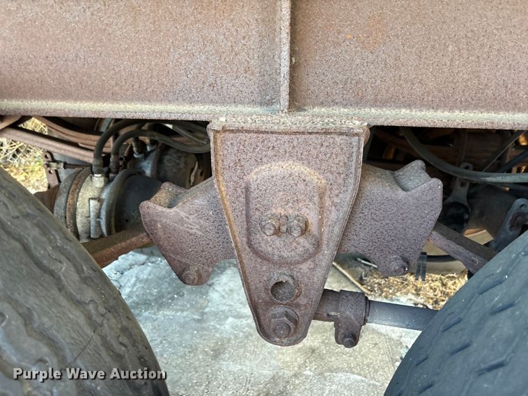 image for item EA5473 1989 Loadcraft container trailer