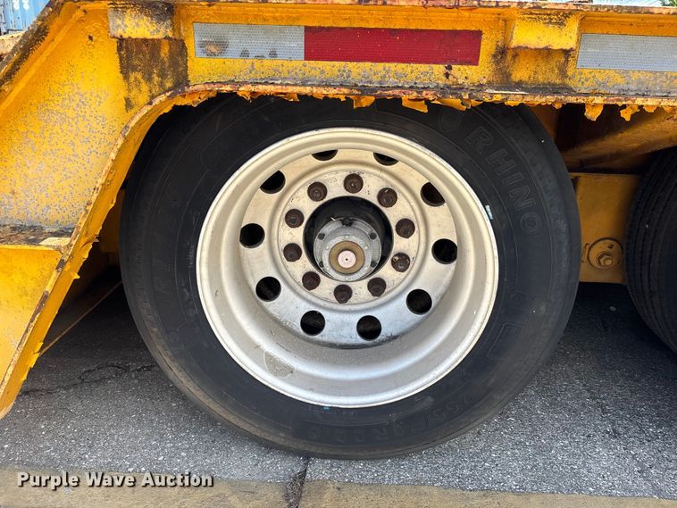 image for item EA5474 2001 TrailKing lowboy equipment trailer