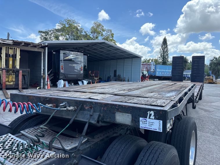 image for item EA5476 1980 Transcraft drop deck equipment trailer