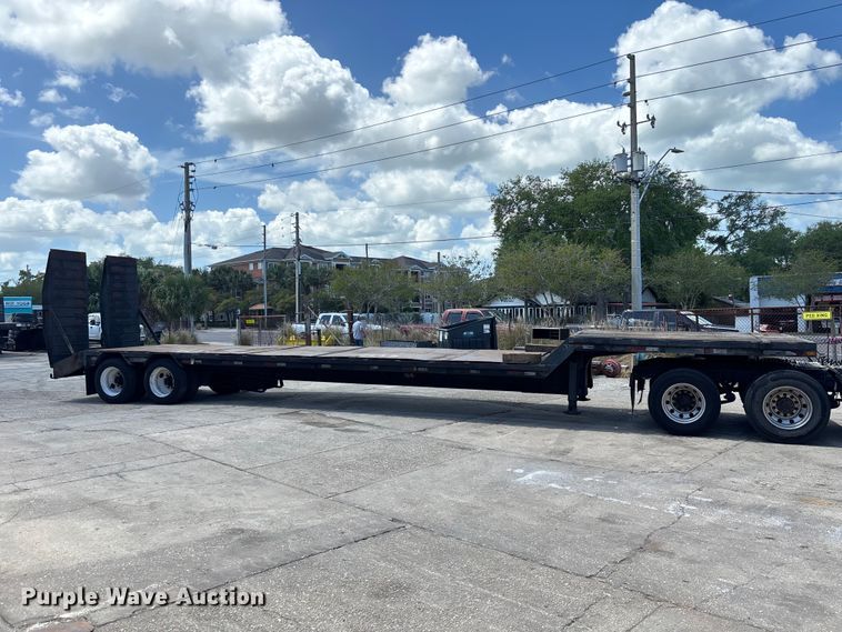 image for item EA5476 1980 Transcraft drop deck equipment trailer