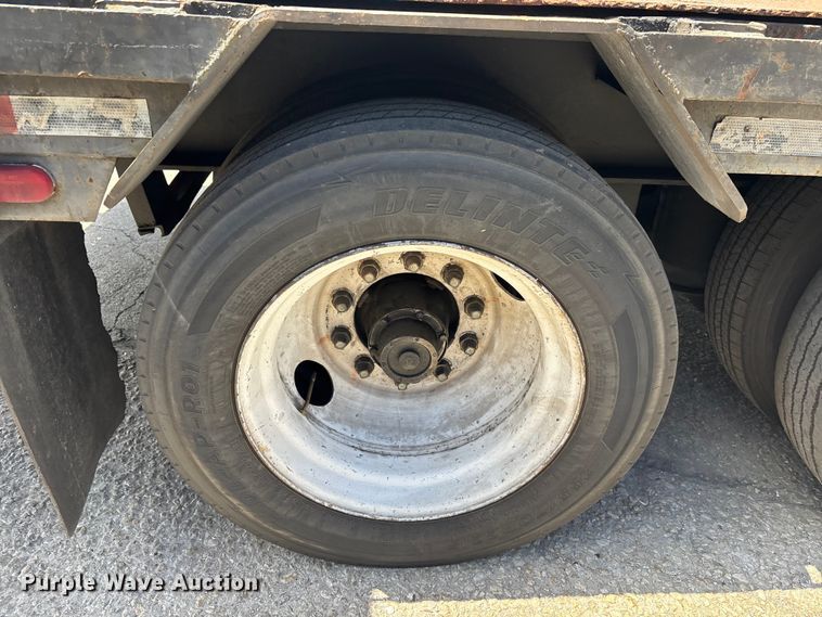 image for item EA5476 1980 Transcraft drop deck equipment trailer