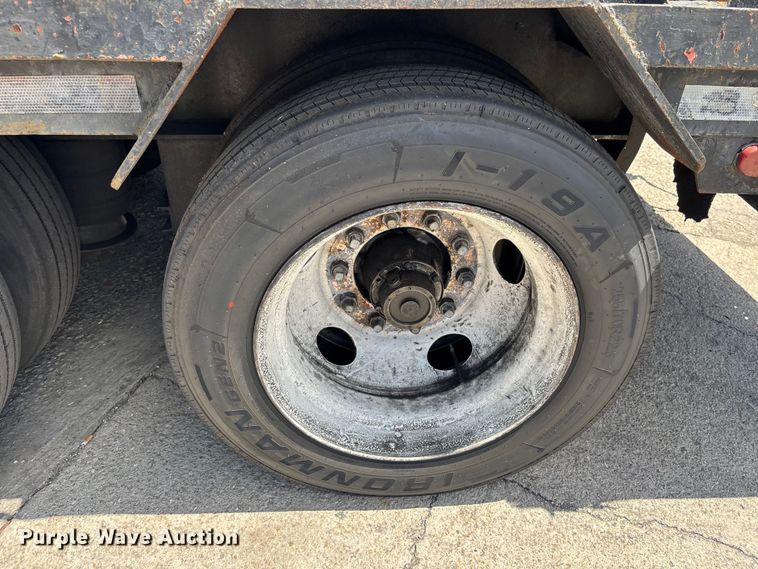 image for item EA5476 1980 Transcraft drop deck equipment trailer