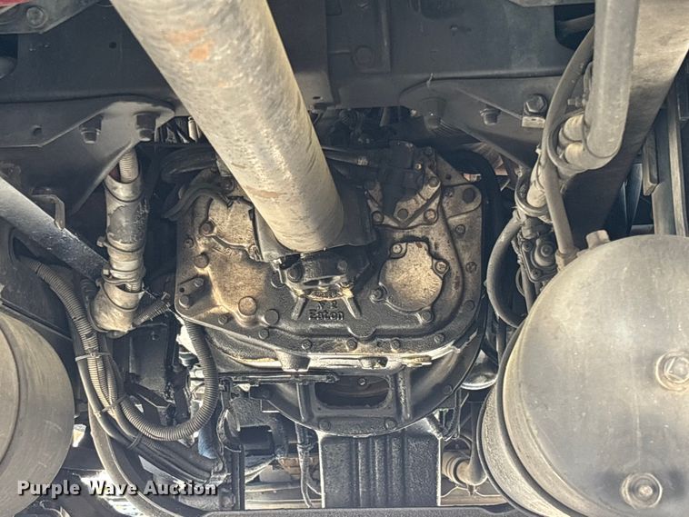 image for item EA5477 1994 Kenworth T800 semi truck