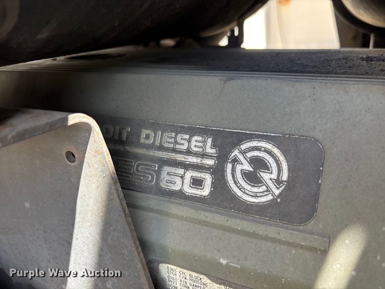 image for item EA5477 1994 Kenworth T800 semi truck