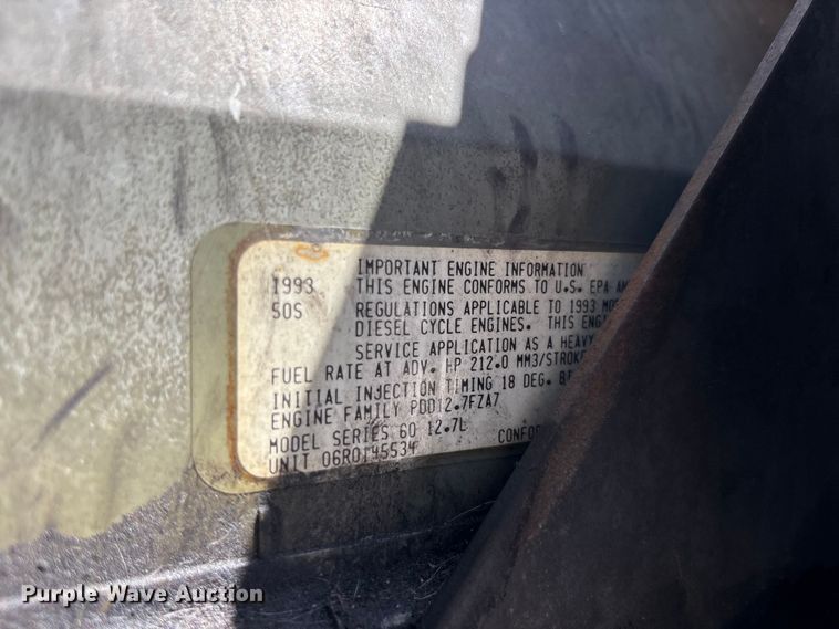 image for item EA5477 1994 Kenworth T800 semi truck