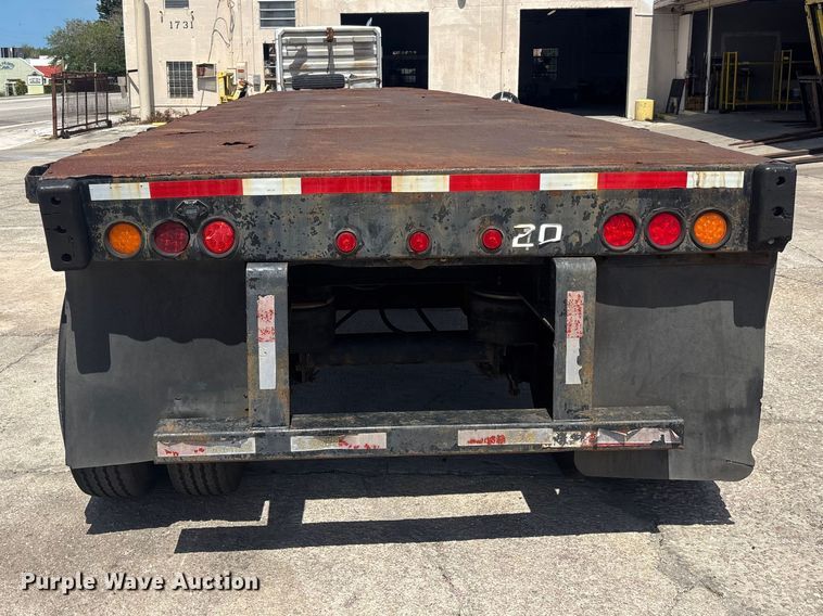 image for item EA5478 1999 Transcraft TL-2000 flatbed trailer