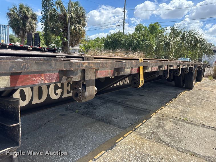 image for item EA5479 1990 TrailKing TS70CS-482 drop deck equipment trailer