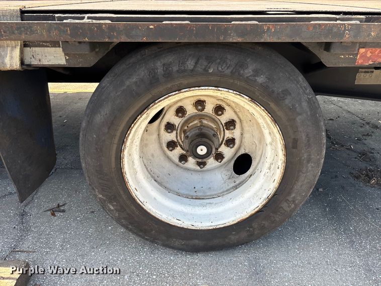 image for item EA5479 1990 TrailKing TS70CS-482 drop deck equipment trailer