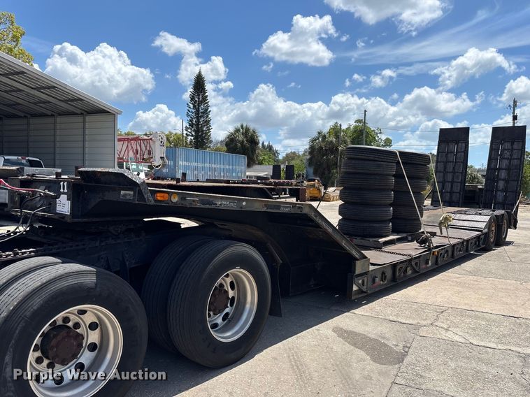 image for item EA5480 1981 Chancey LBT35SPSD lowboy equipment trailer