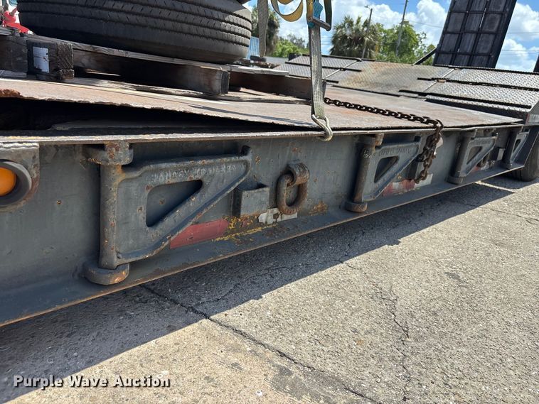 image for item EA5480 1981 Chancey LBT35SPSD lowboy equipment trailer