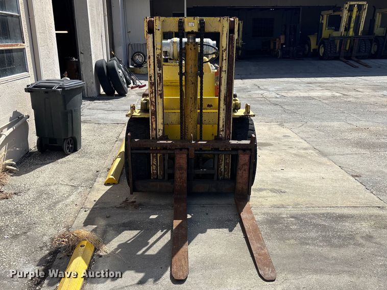 image for item EA5482 1969 Hyster H80C forklift