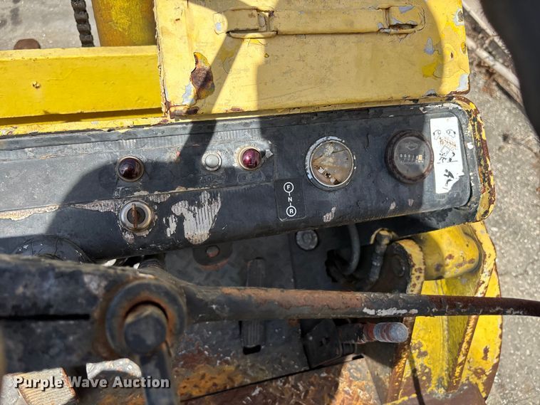 image for item EA5482 1969 Hyster H80C forklift