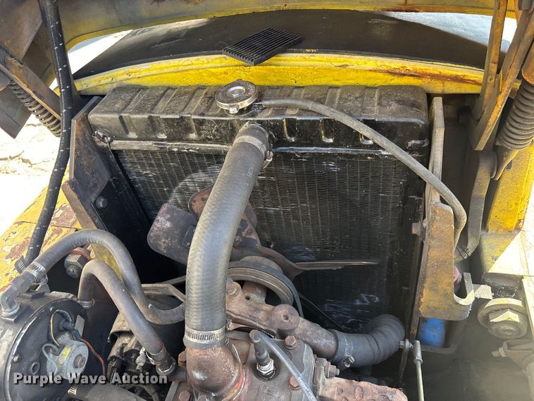 image for item EA5482 1969 Hyster H80C forklift