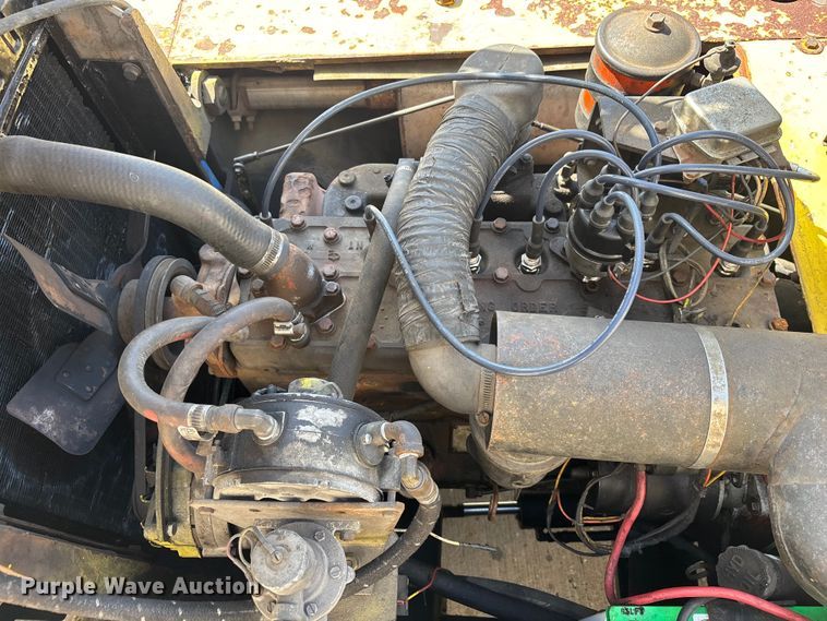 image for item EA5482 1969 Hyster H80C forklift