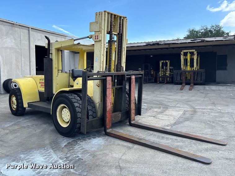 image for item EA5483 Hyster H350B forklift