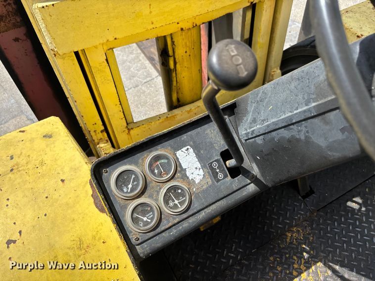 image for item EA5483 Hyster H350B forklift