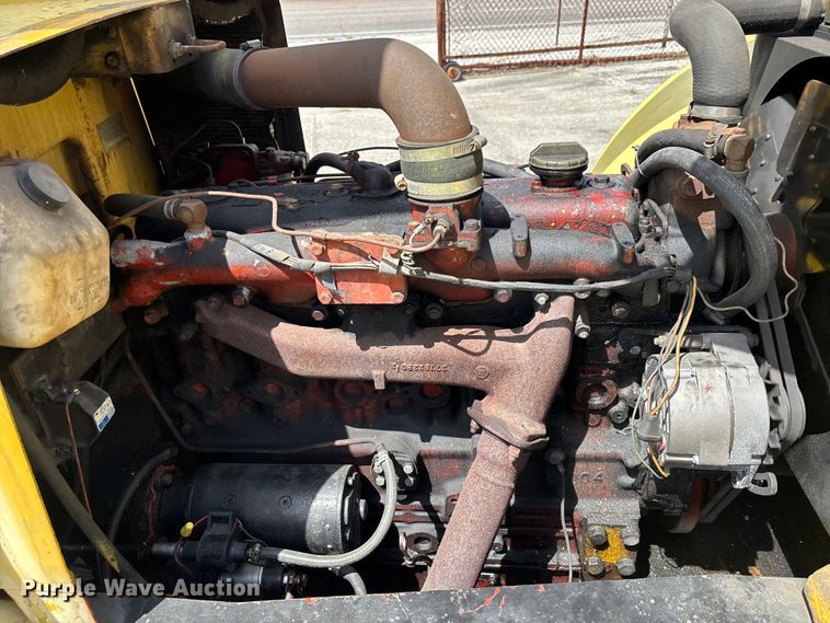 image for item EA5483 Hyster H350B forklift