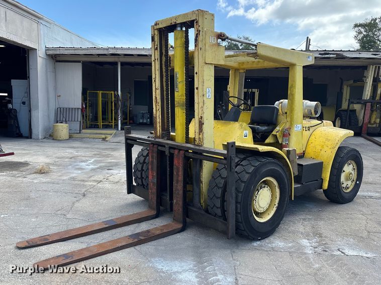 image for item EA5484 Hyster H200HS forklift