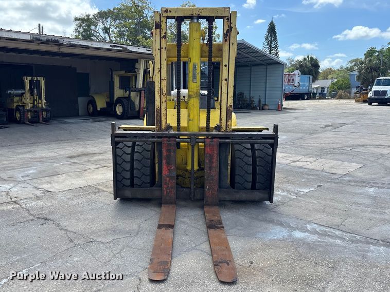 image for item EA5484 Hyster H200HS forklift