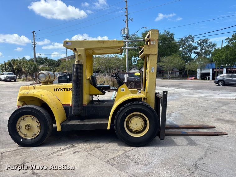 image for item EA5484 Hyster H200HS forklift