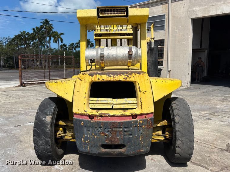 image for item EA5484 Hyster H200HS forklift