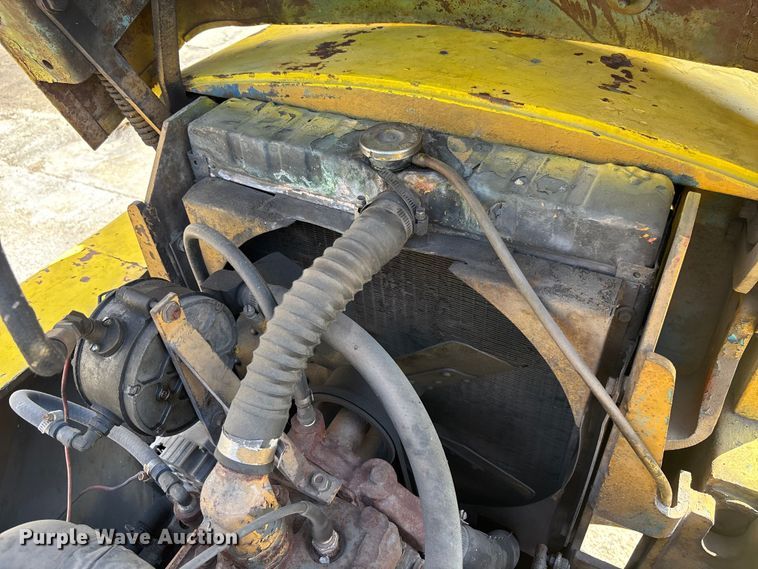 image for item EA5485 Hyster H80C forklift