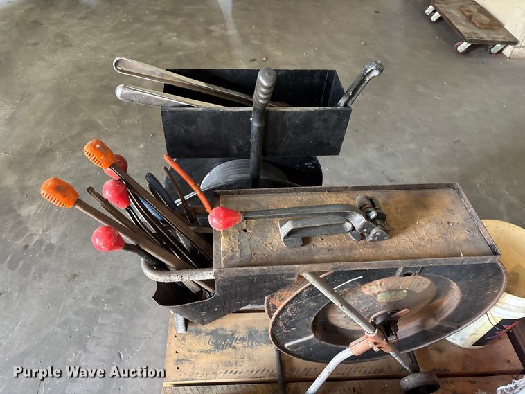 image for item EA5487 Shop tools