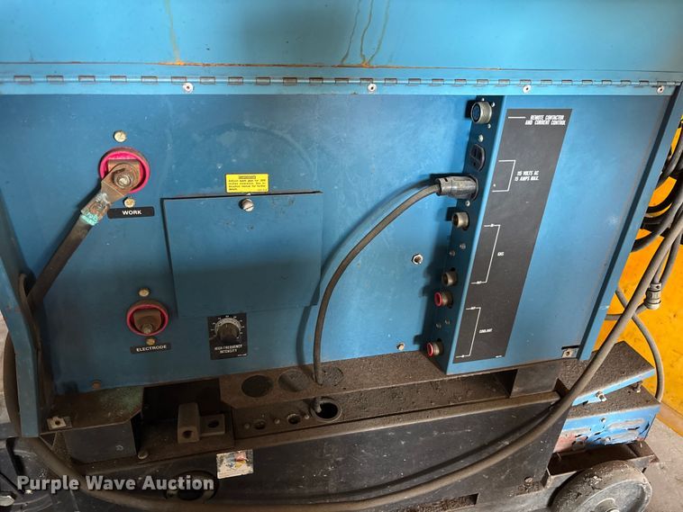 image for item EA5489 Industrial welding equipment