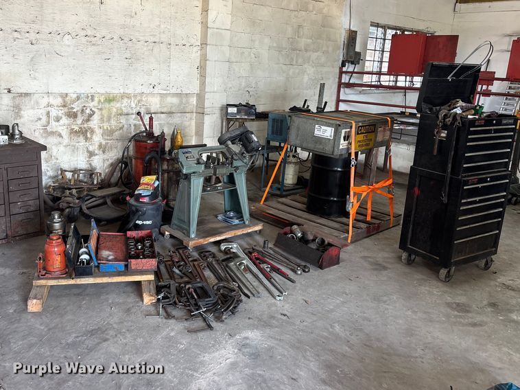 image for item EA5490 Shop tools