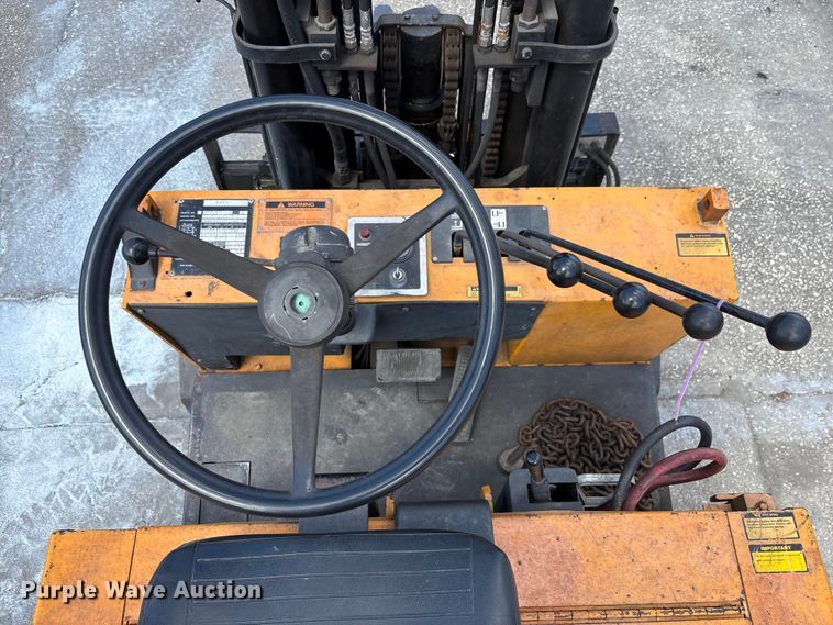 image for item EA5494 Yale ERC120 forklift